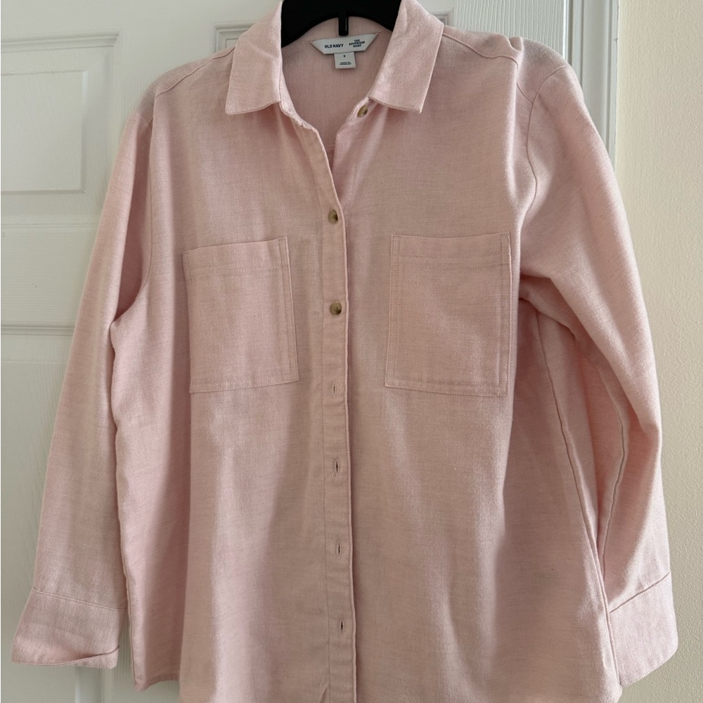 Light Pink Casual Button-Up Shirt